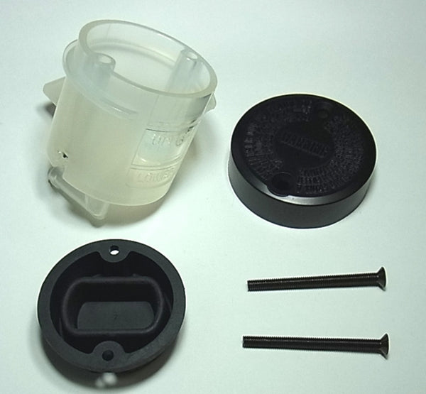 Zestaw zbiornika głównego cylindra przedniego hamulca Honda RVR-104