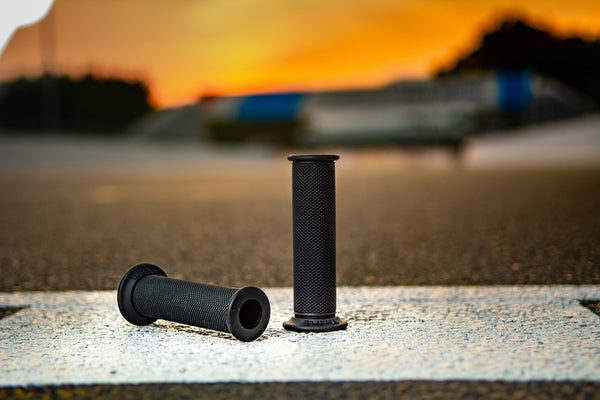 V Częściowe wyścigi chwytowe pełne diamenty CK3990571B