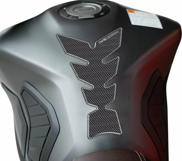 OneDesign Tankpad Moon Carbon Look cgmoon18p