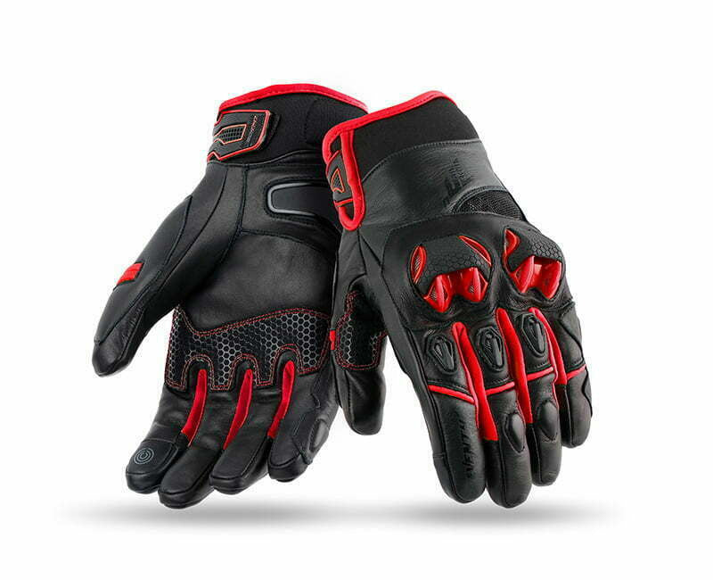 Siedemdziesiąt rękawiczek MC Waterproof SD-N47 Black /Red