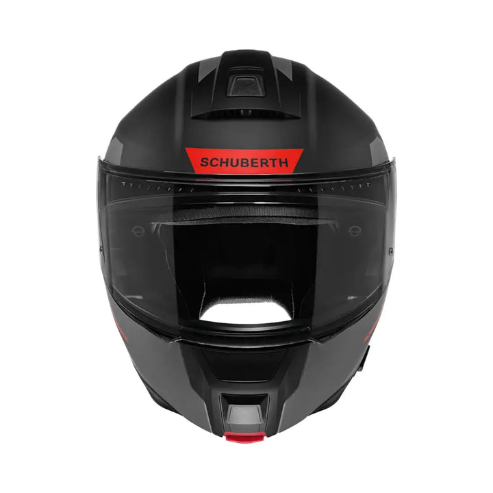 Framsidan av Schuberth C5 mc-hjälm i svart och röd design med integrerat visir och förstärkt hakskydd för optimal säkerhet.