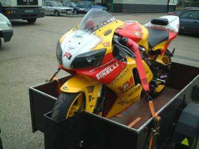 Paski zapadkowe 25 mm