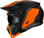 Sidovy av MT Helmets öppen MC-hjälm Streetfighter Twin Orange med aerodynamisk design och avancerad ventilation.